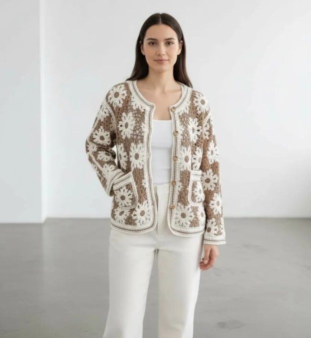 ​Gilet en Maille Crochetée & Motifs Floraux