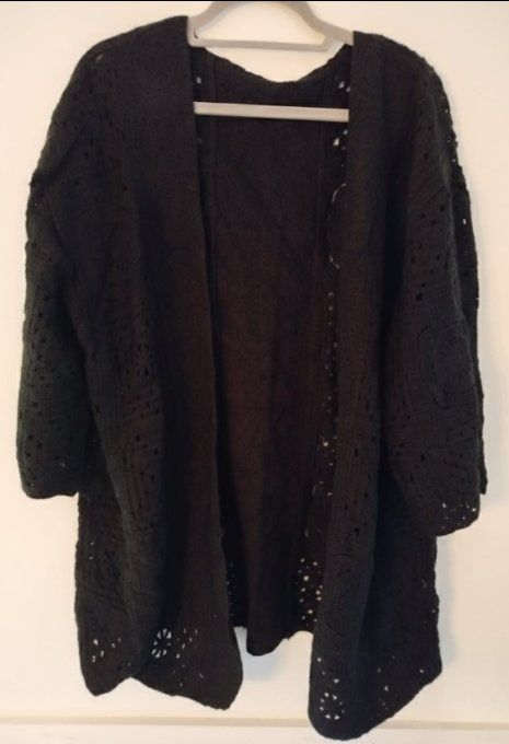 ​Gilet Long Noir en Maille Ajourée