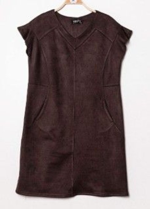 ​Robe Courte en Suédine