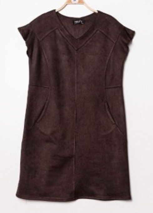 ​Robe Courte en Suédine