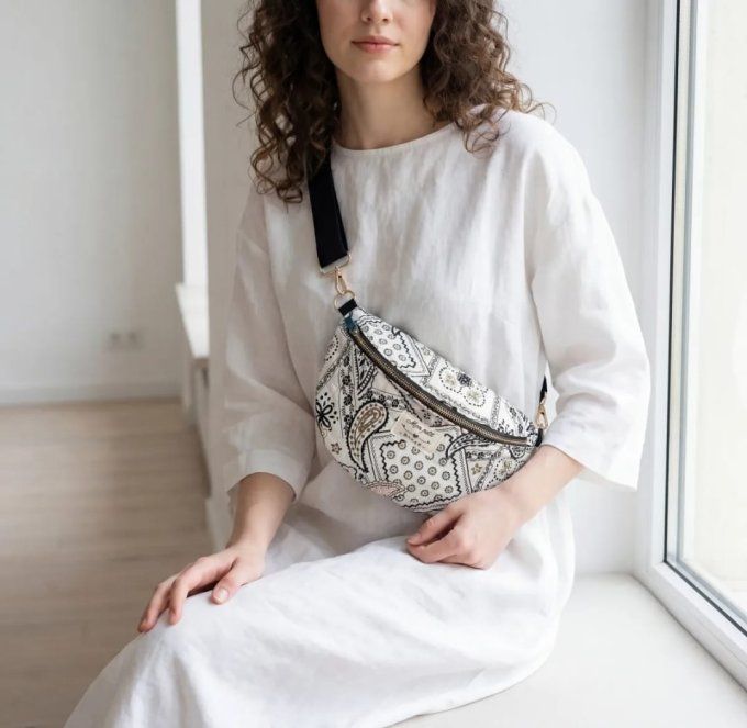 ​Sac Banane Matelassé "Mon Petit Bazar"