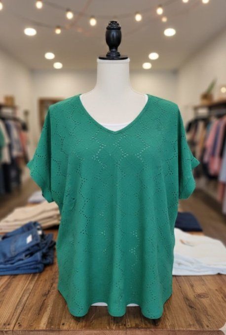 ​Top Vert Émeraude en Broderie Anglaise