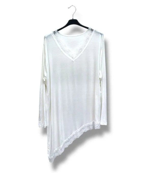 ​Tunique Fluide Asymétrique et Dentelle