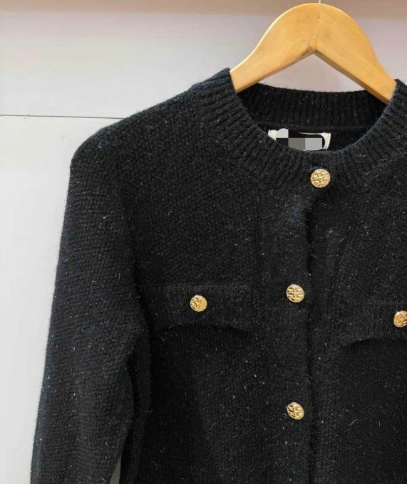 ​Veste en Maille Texturée et Boutons Dorés