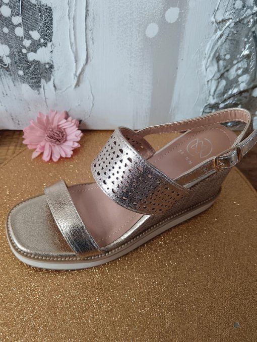 Sandales Compensées rose gold - Motifs Géométriques & Élégance ✨
