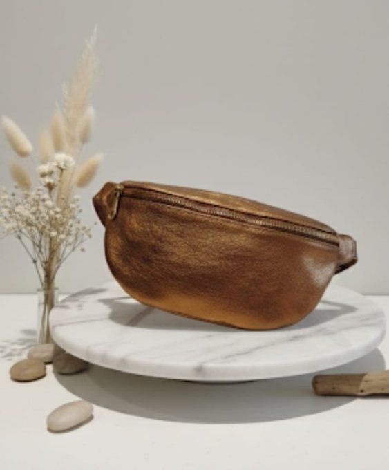 Sac banane en cuir souple effet cuivré ✨