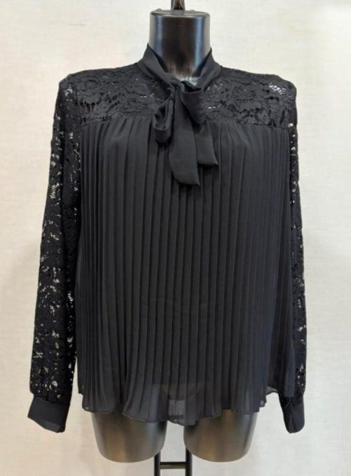 ​Blouse Noire Plissée et Manches en Dentelle