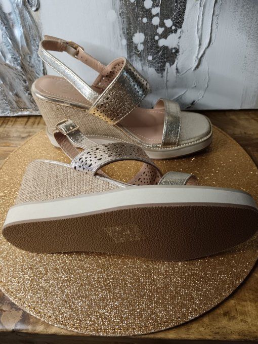 Sandales Compensées rose gold - Motifs Géométriques & Élégance ✨