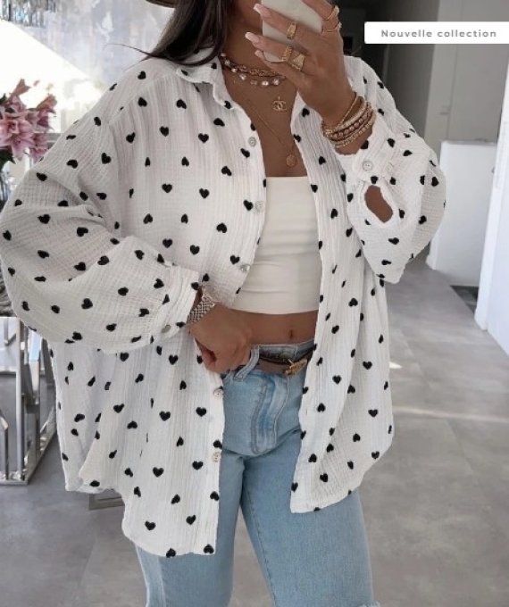 Chemise en gaze de coton coeurs noirs