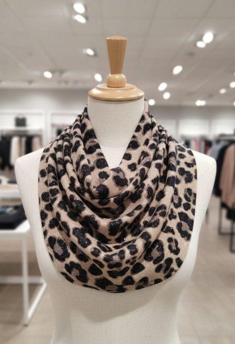 L'écharpe à Imprimé Léopard Pailleté