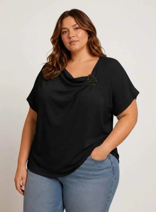 Haut Fluide Drapé & Détail Bijou