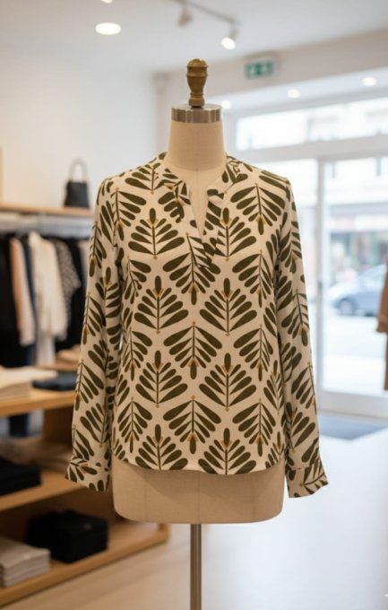 ​Chemisier Fluide : L'Imprimé Végétal Tendance