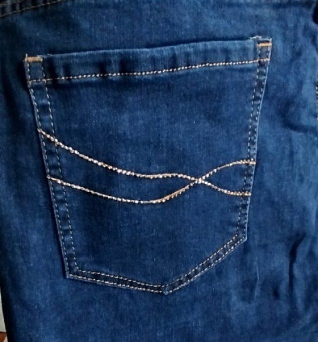Jean Droit Bleu Brut avec strass✨