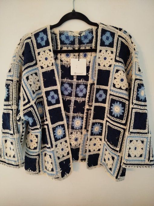 Le Gilet Cardigan Crochet Granny Squares Bleu