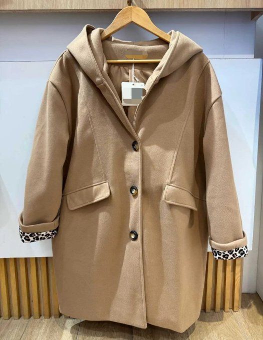 Manteau Mi-Long à Capuche "Léopard Chic"