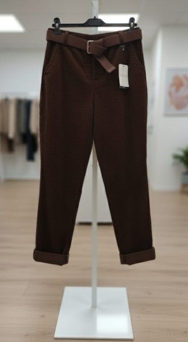 Pantalon "Côtelé Chic"