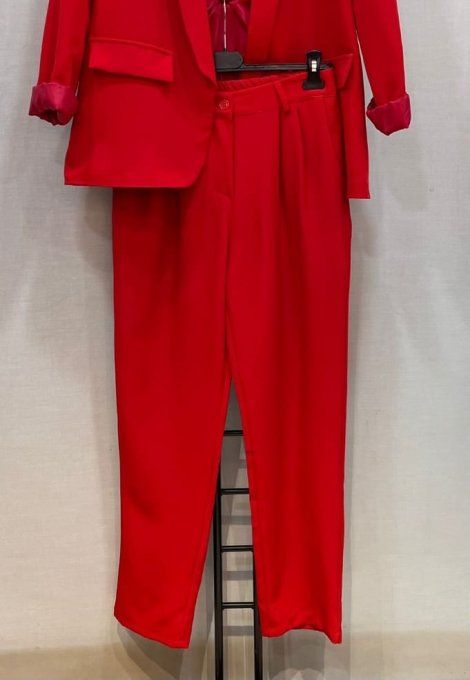Pantalon cigarette rouge  ✨