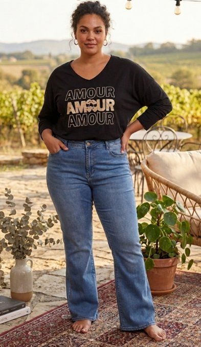 Pull fin Noir "AMOUR"