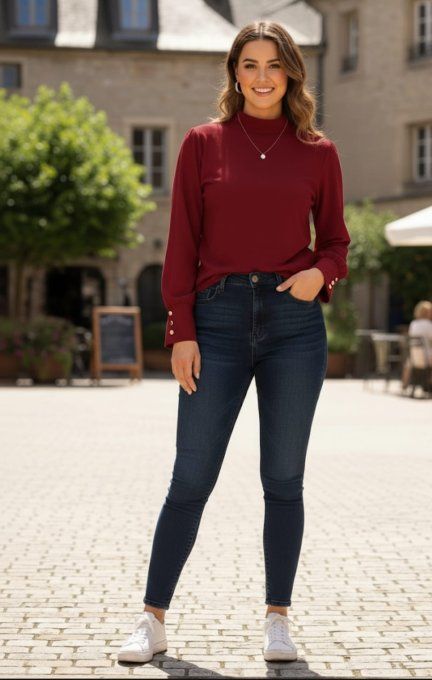 ​Pull Boutons Dorés ✨ – Le Basique de Caractère 