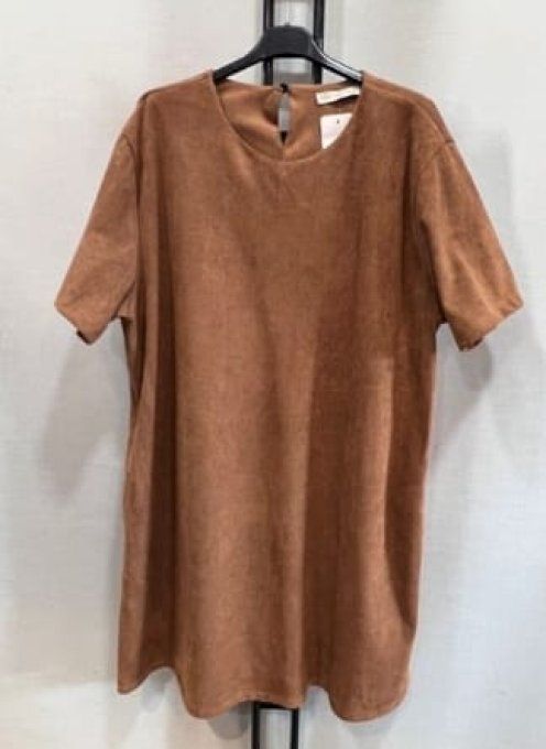 Robe droite en suédine