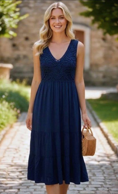 Robe Longue Fluide & Dentelle