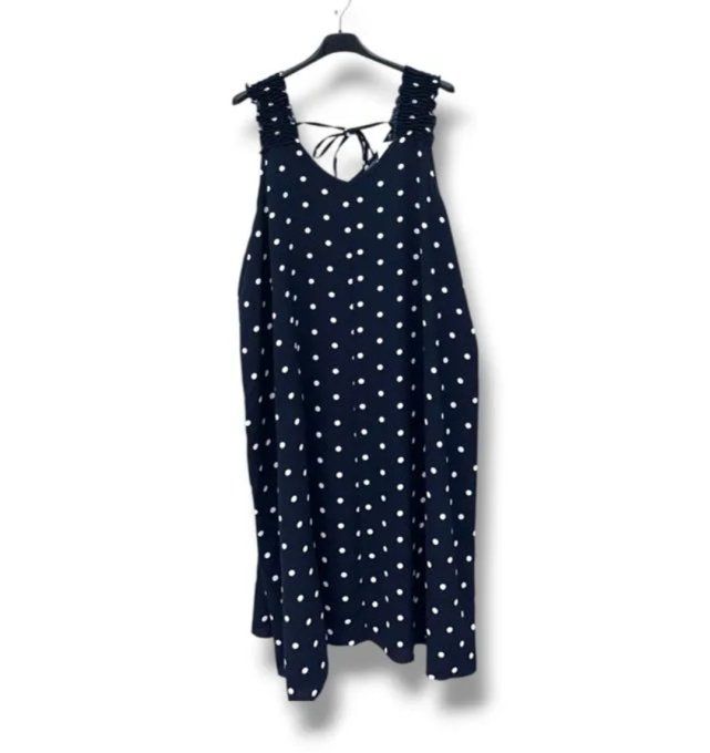 Robe midi à pois et détails smockés