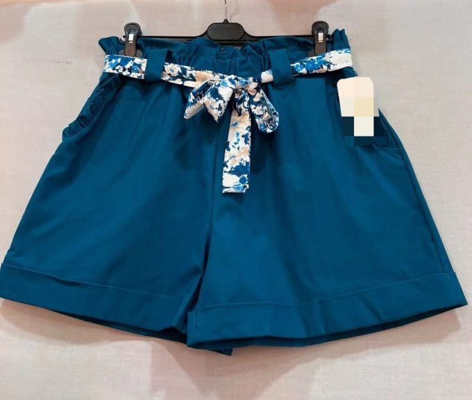 Short stretch avec sa ceinture assortie JOLIE TAILLE