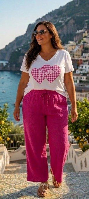 T-shirt Blanc à Imprimé Cœurs "Love"