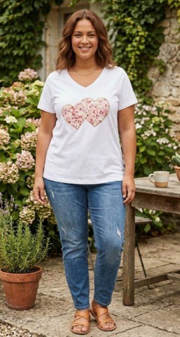 T-shirt Blanc & Cœurs Imprimés