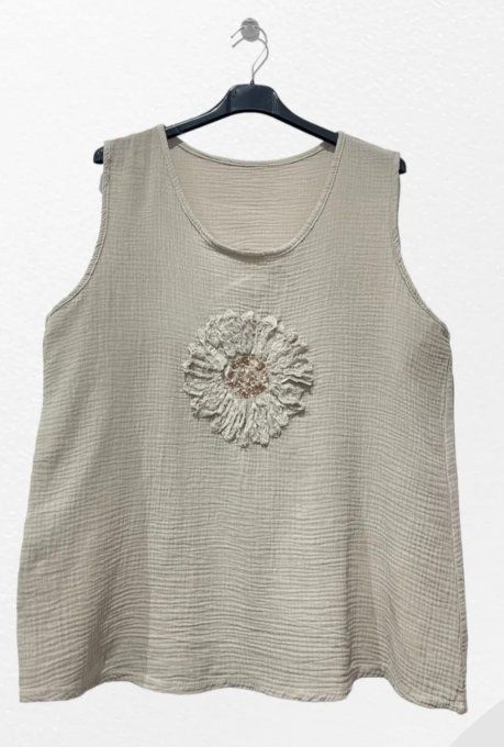Top "Fleur Bohème" Sans Manches en Gaze de Coton & Sequins ✨