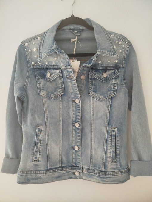 Veste en Jean Ornée de Perles & Strass